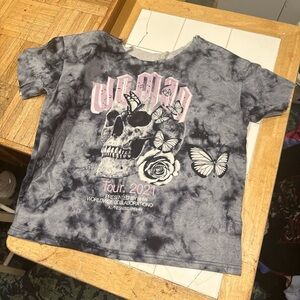 Tie-Dye Skull & Butterfly Short Sleeve Tee - Gray with Pink Accents